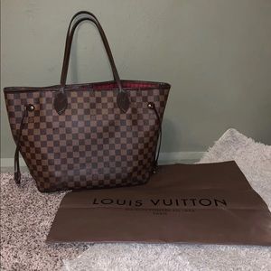 💕AUTHENTIC💕Louis Vuitton Neverfull MM